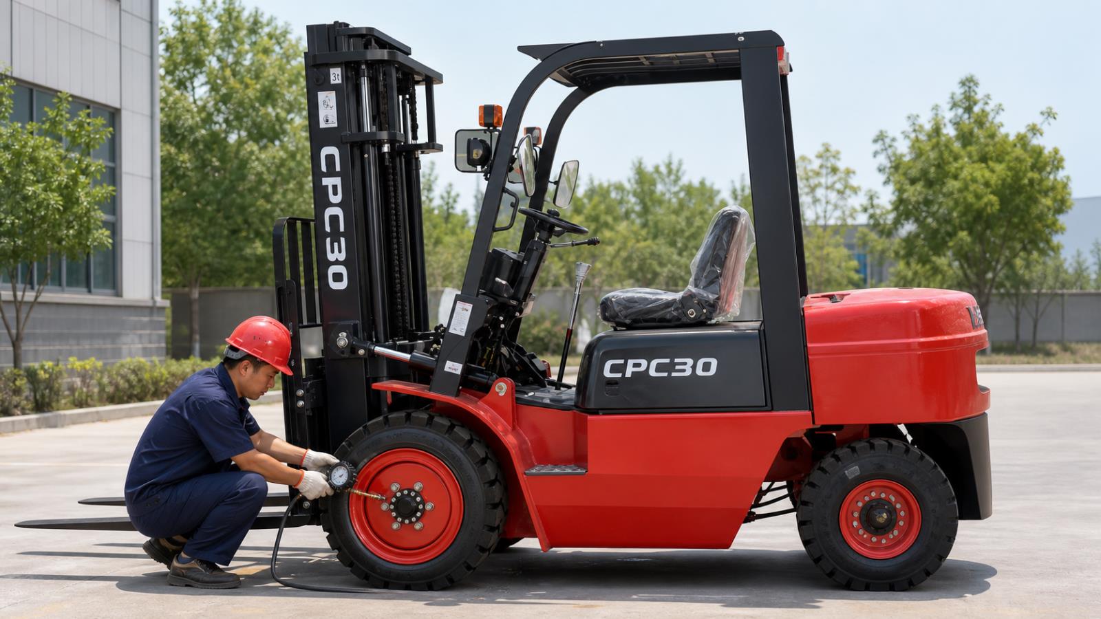CPC30 Diesel Forklift fuel-quality control scene