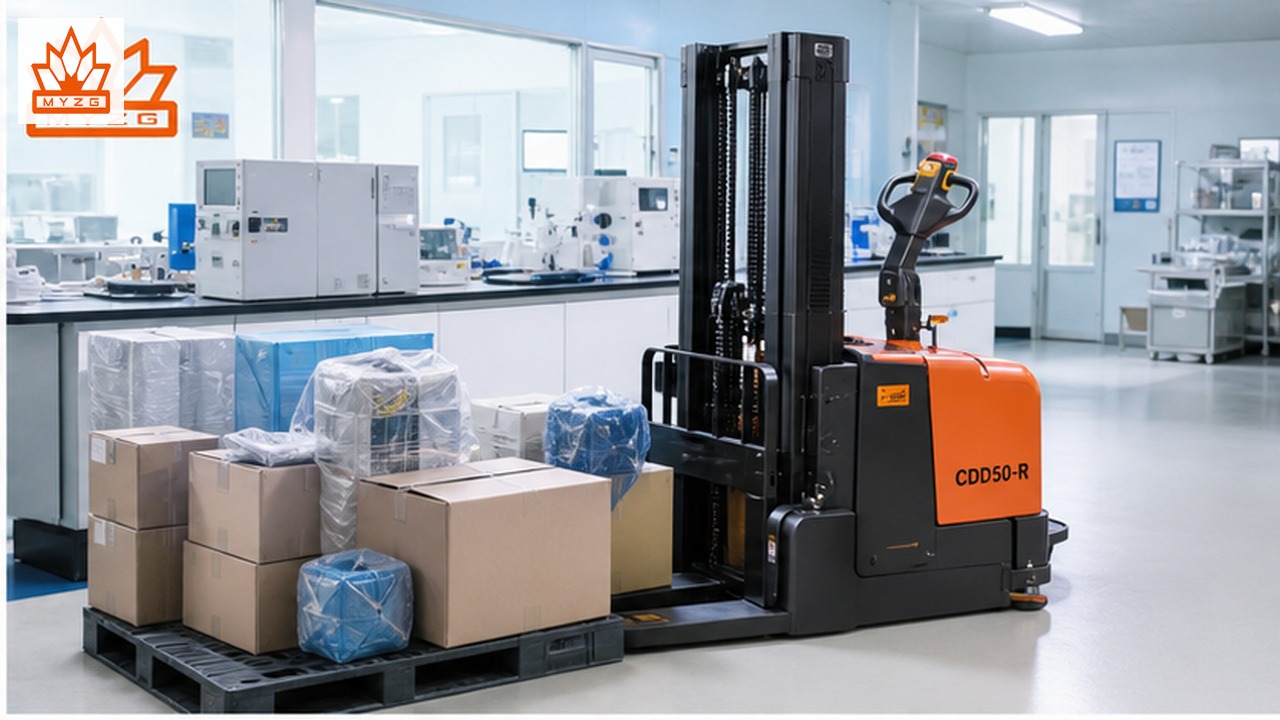 CDD50-R electric pallet stacker in a customer application scene