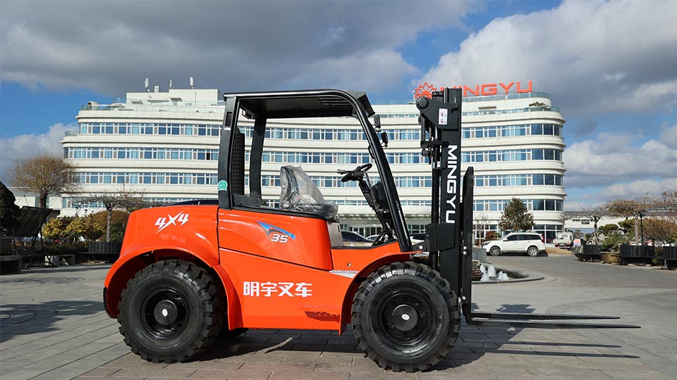 how to lift hood on toyota forklift