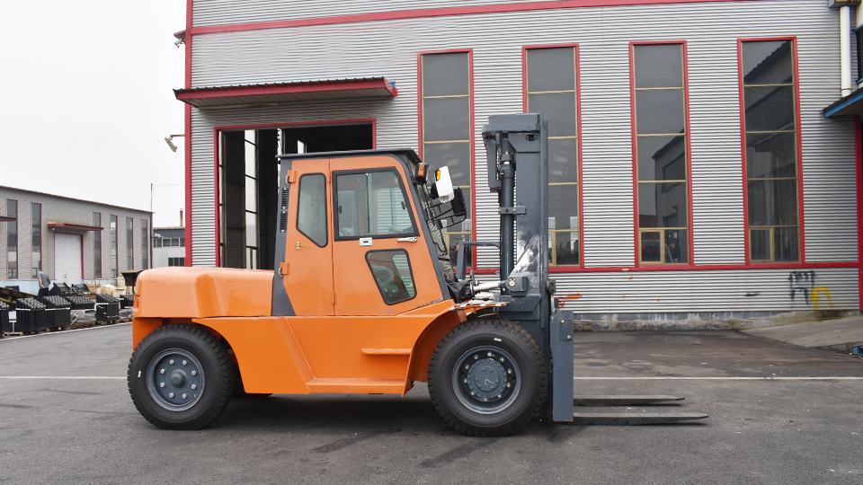 how many people are forklift certified in the us