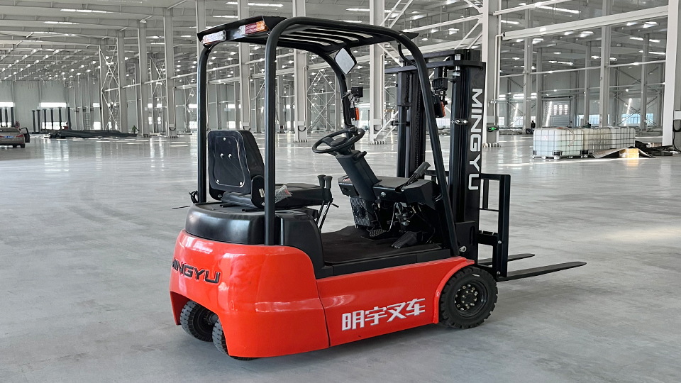 Do you need a driver license to operate forklift?