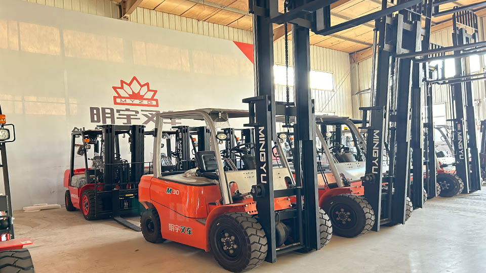 Can electric forklifts go outside?