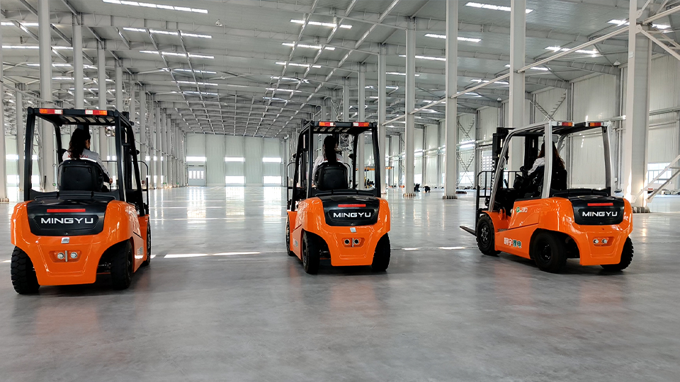 What is the average lifespan of a forklift?