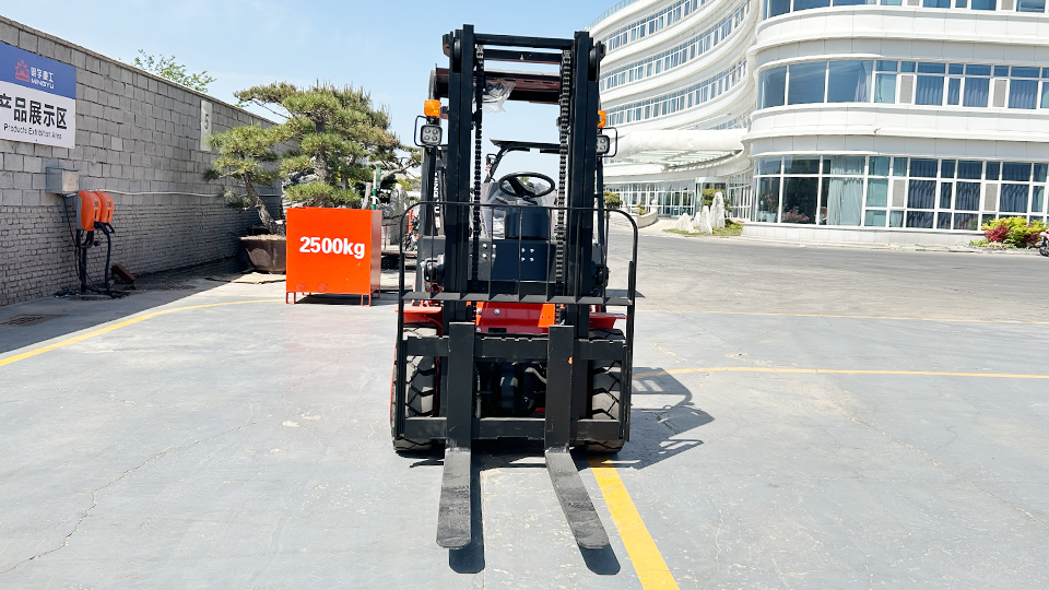 how fast should you drive a forklift