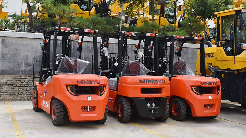 where is the counterweight located on a forklift