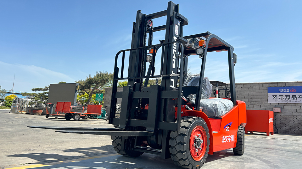 how long will 30lb propane tank last forklift