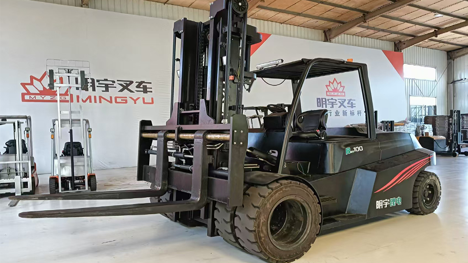 What are the advantages of forklift cushion tires over pneumatic ones