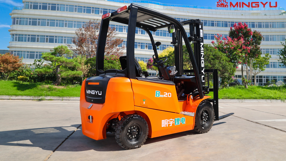why train the trainer on agricultural forklift operations