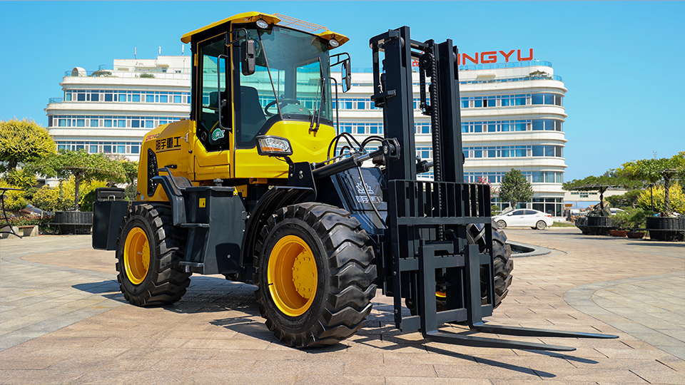 do you have to be certified to operate a forklift