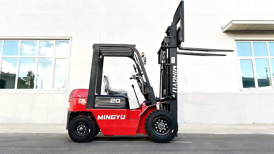 how to operate a forklift controls