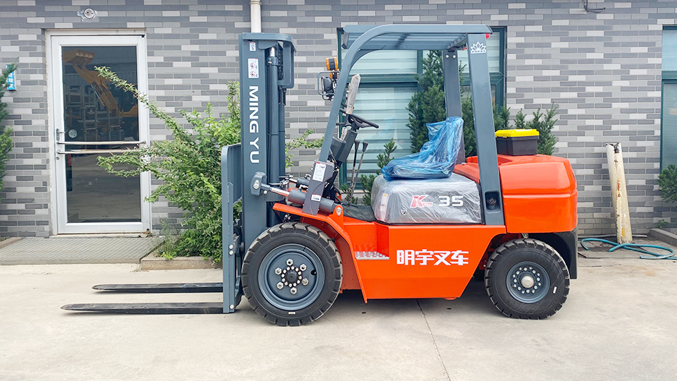 do you need a forklift license to operate a forklift