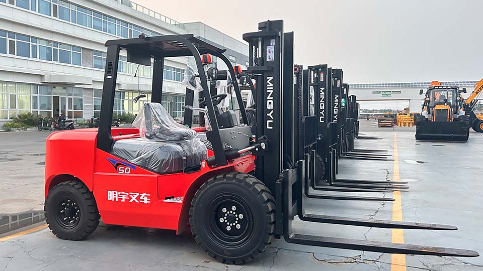 how is the fall zone for a forklift