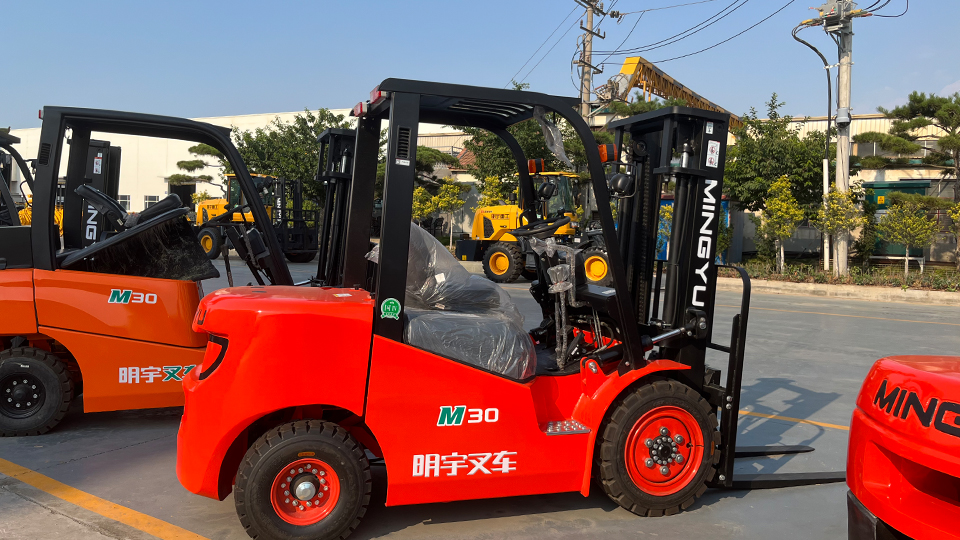 How does a diesel forklift compare to an electric forklift?