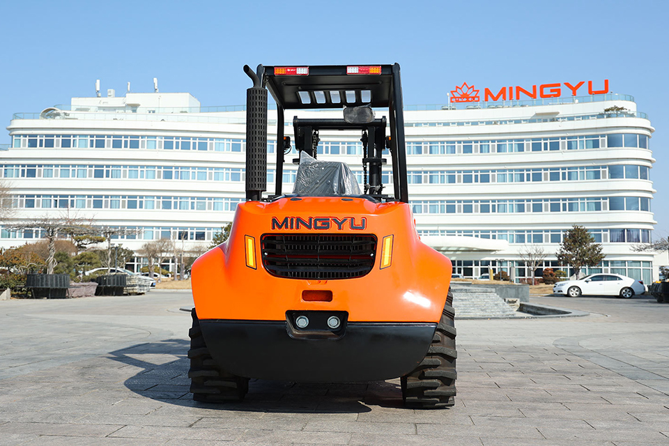 how to start a diesel utilev forklift