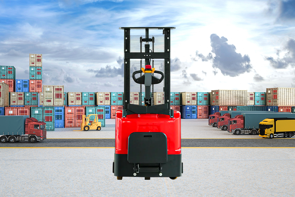 Stacker Daily Maintenance Checklist: 5 Minutes a Day, 3 Extra Years of Service