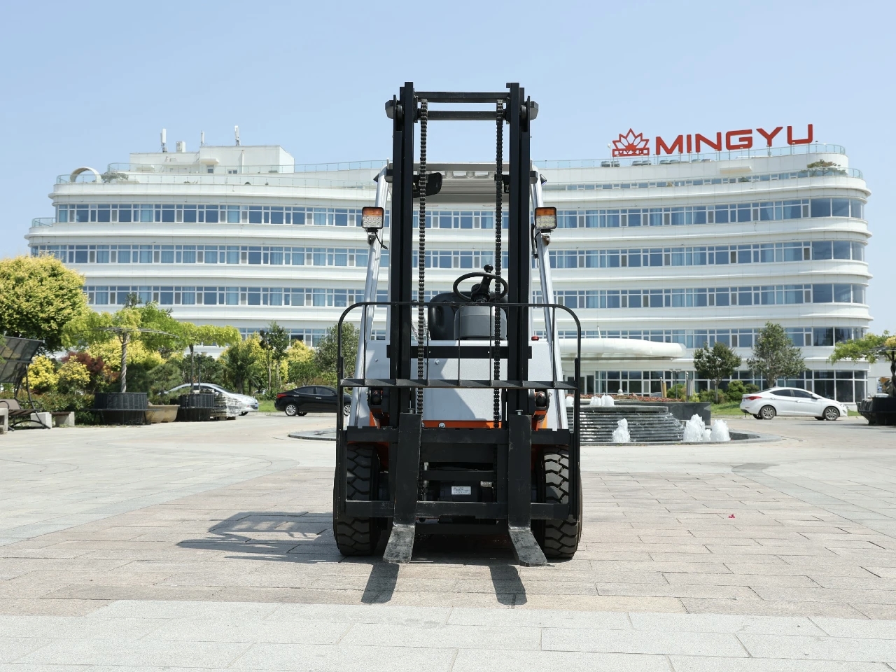 Special requirements for forklifts in cold chain logistics