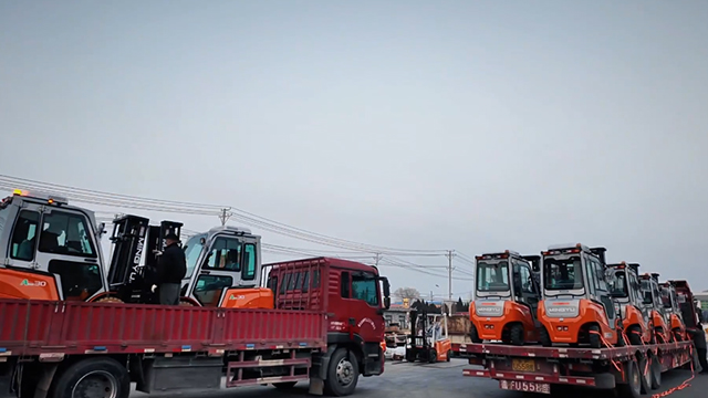 Daily maintenance checklist for lithium electric forklifts to reduce breakdowns