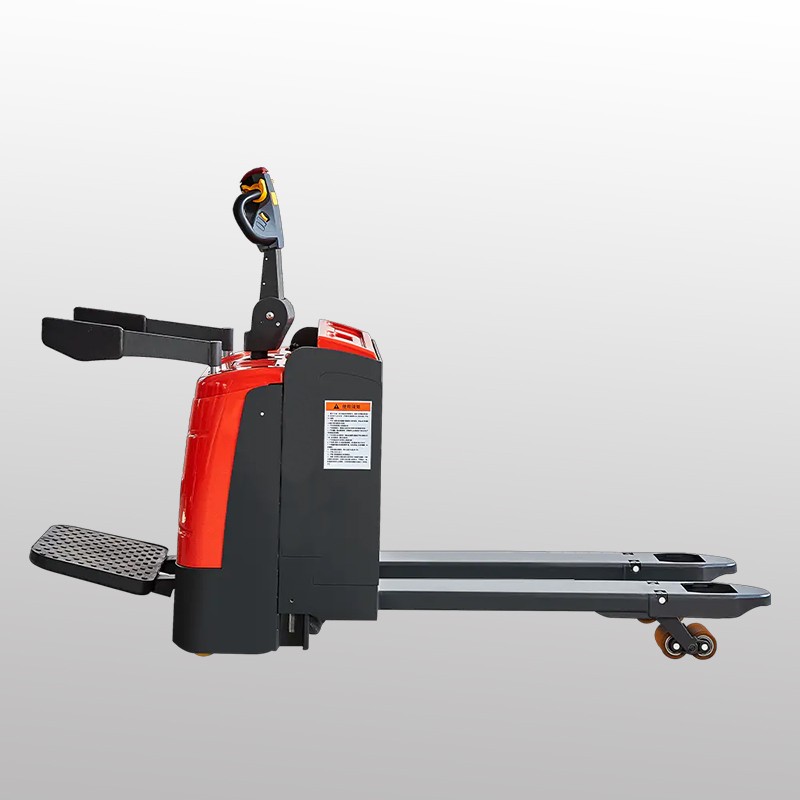ZGFORKLIFT 3 ton lithium-ion electric forklift handling consumer goods in a distribution center
